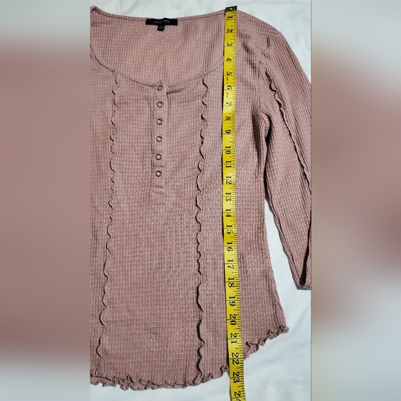 Love Tree Pink Long Sleeve Henley with Lettuce Hem and Square Neckline - Picture 5 of 6
